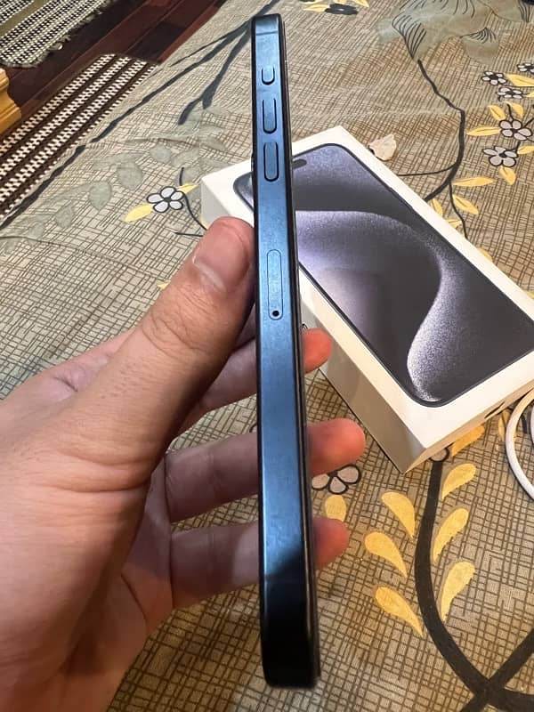 Iphone 15 Pro Max 256gb blue titanium Non PTA 2