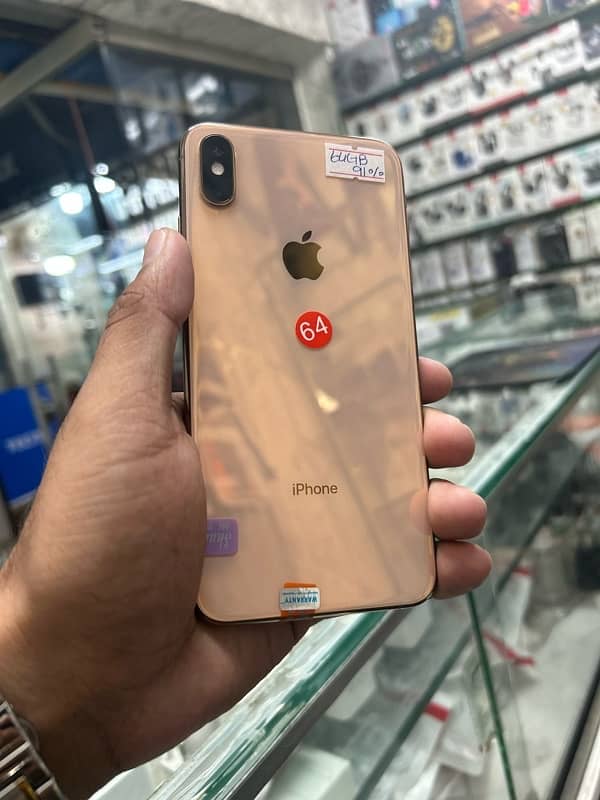 iPhone Xanax gold coular 1