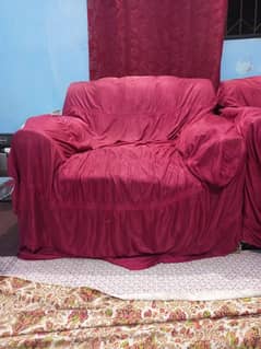 7 seater sofa set in good price with covers