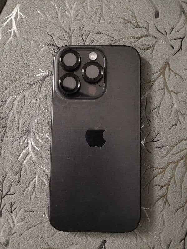 iphone 15pro JV 128gb black clour 1