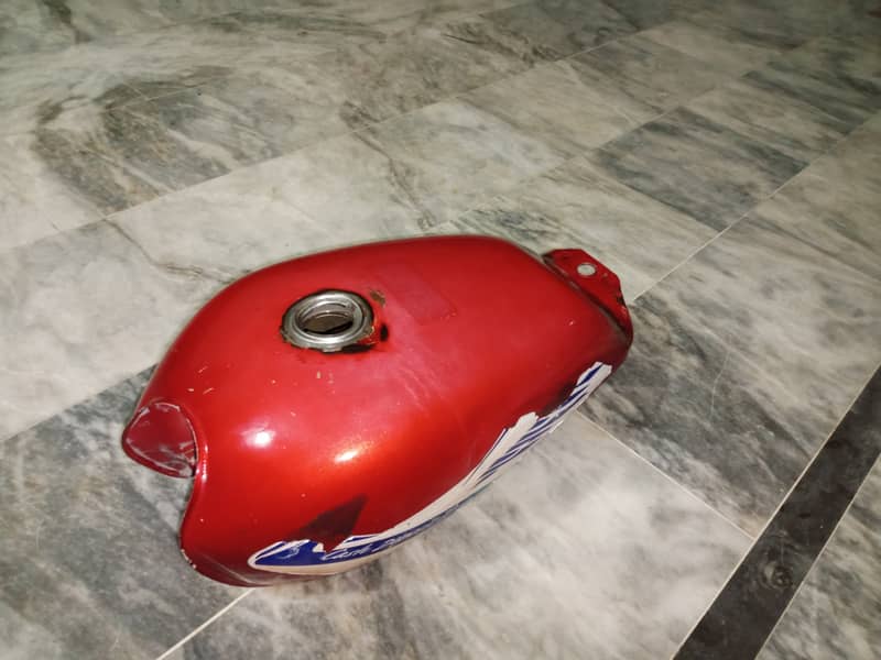 0313.5741152. 70 bike fuel tank 1