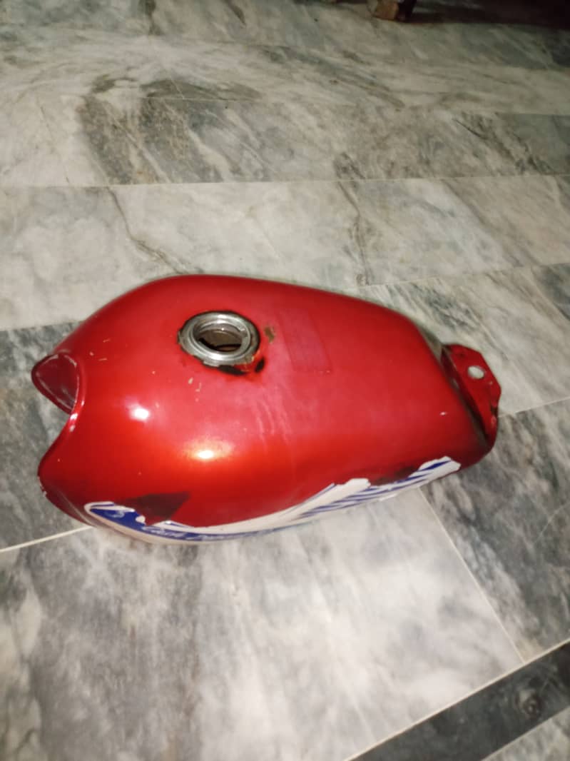 0313.5741152. 70 bike fuel tank 2