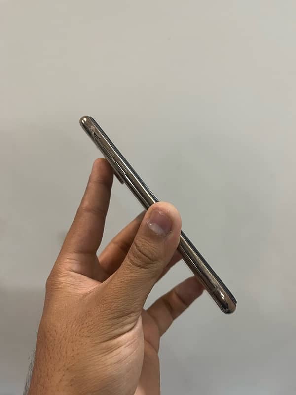 IPHONE XS 512GB PTA APPROVED 5