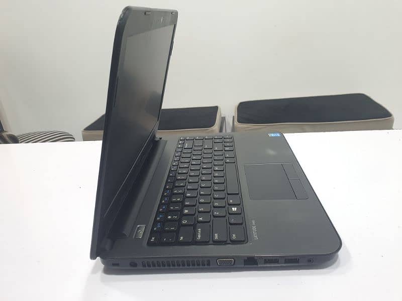 Dell Latitude 3440 5