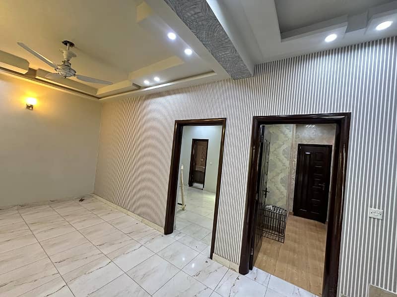 5 Marla luxury House Available For Sale In Paragon City Lahore 1