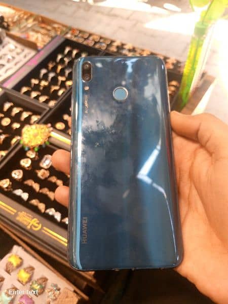 huawei y9 4/64 all ok 2