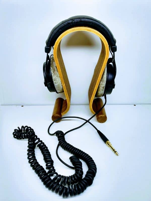 beyerdynamic headphones studio like AKG M audio krk behringer 3