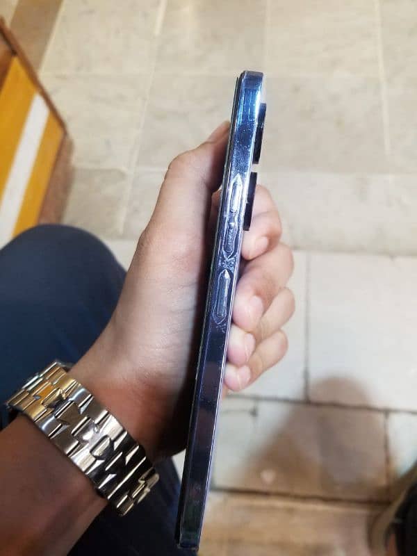 techno camon 20 pro 8+8gb ram 256 gb storage 3