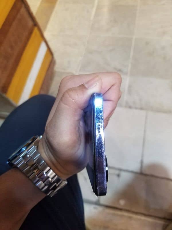 techno camon 20 pro 8+8gb ram 256 gb storage 4