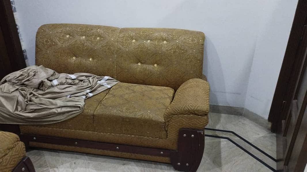 Sofa fine quality 1