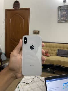 iPhone XS