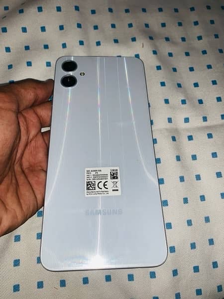 samsung galaxy  A05 with box and charger 2