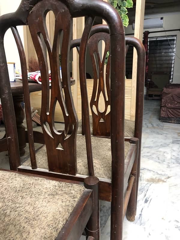 5 dining chairs in good quality 1