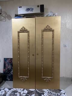 wardrobe in good condition