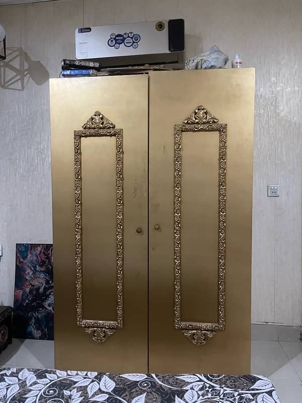 wardrobe in good condition 0