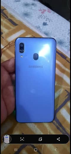 Samsung A30