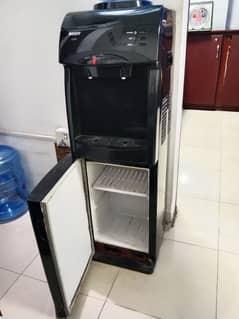 water dispenser 10/10 condition