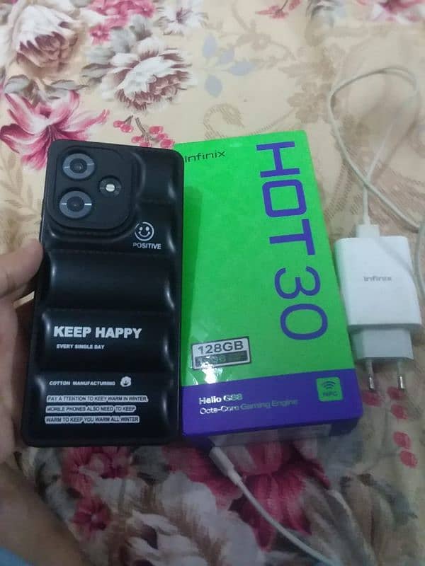 Infinix hot 30 8/128 complat Saman koi folt nai hai fresh pees hai 0