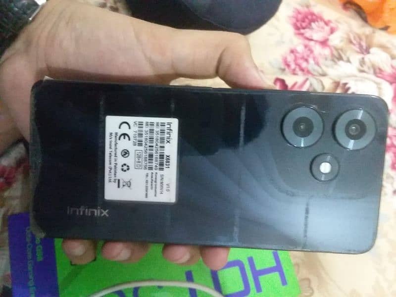 Infinix hot 30 8/128 complat Saman koi folt nai hai fresh pees hai 2