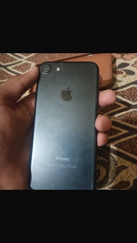 i phone 7 128 gb ha sim chala raha ha non pta ha 3