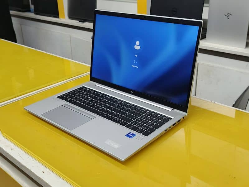 11th Gen i7 HP Elitebook G8 10/10 Condition 6