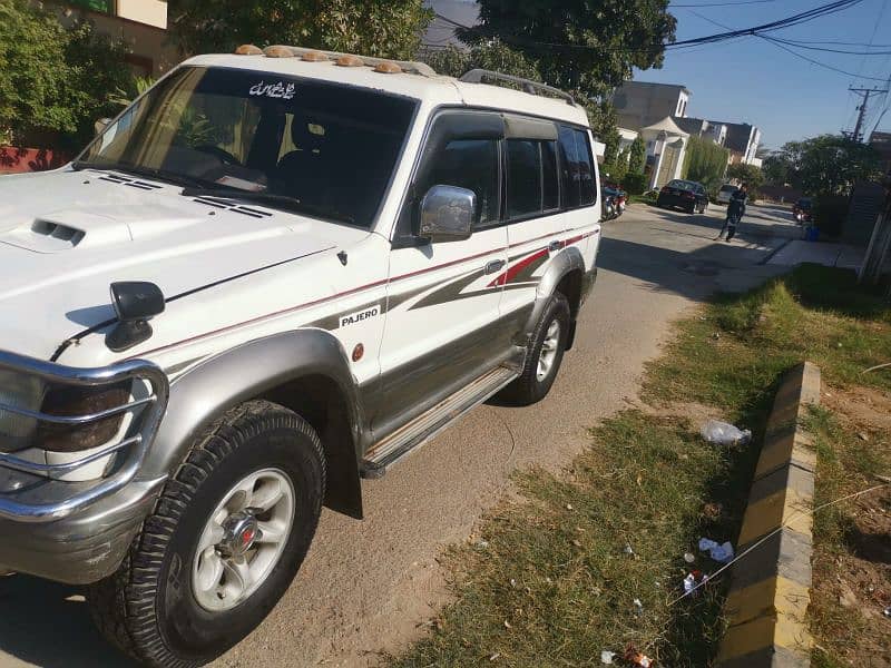 Mitsubishi Pajero 1996 Exceed 2.8 Diesel 0