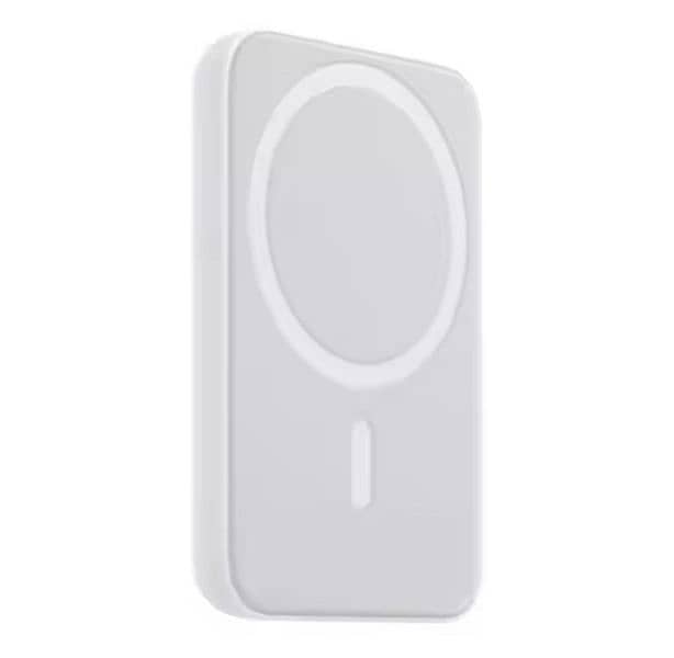 Pocket size Magsafe wireless power bank 1