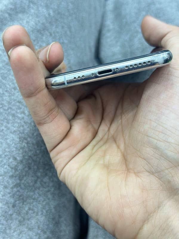 iphone Xs PTA 2