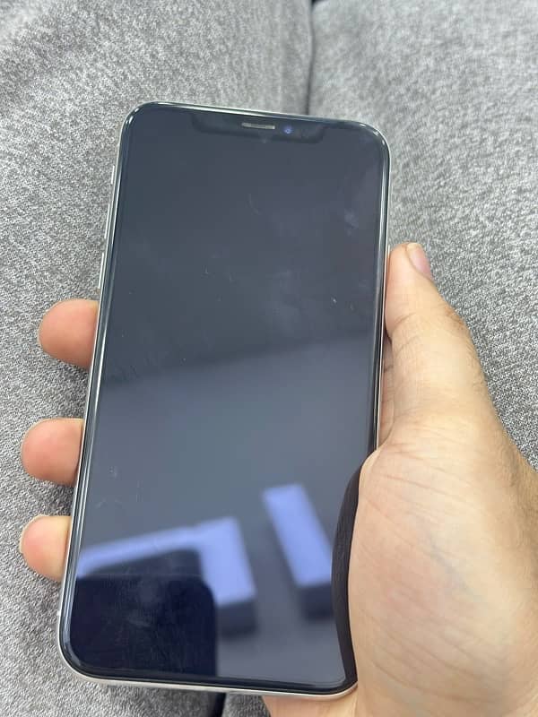 iphone Xs PTA 5