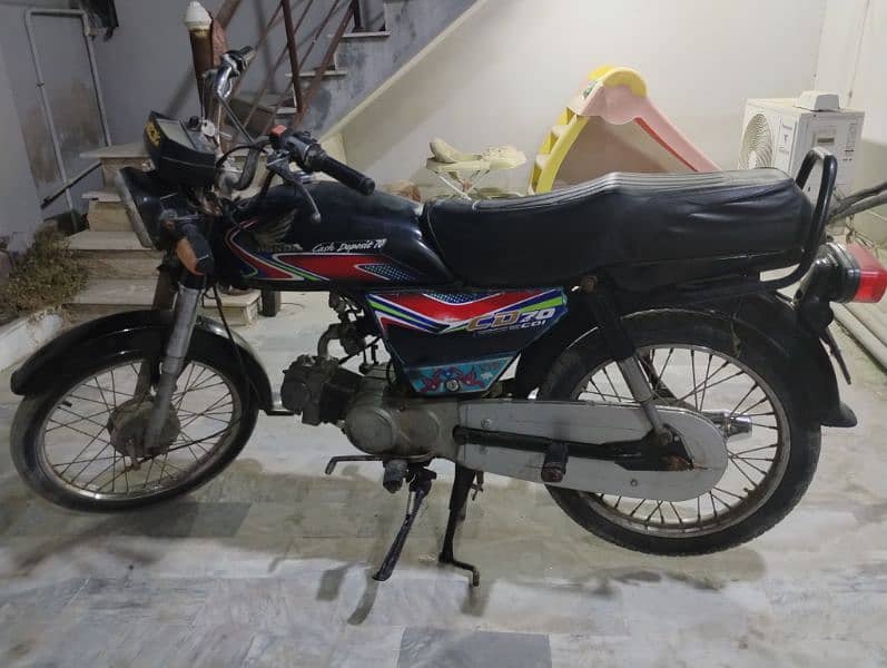 Honda 70 Karachi rigestration geniun bike 3