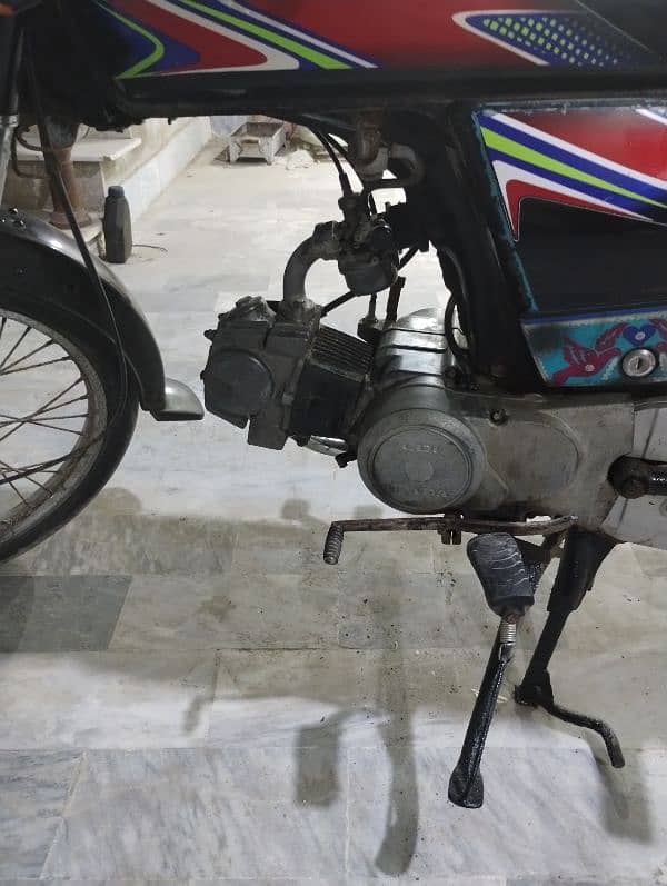 Honda 70 Karachi rigestration geniun bike 4