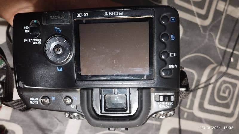 Sony alpha 100 with 18-55 mm lens urgently sale 1