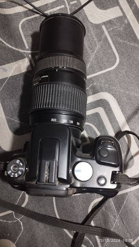 Sony alpha 100 with 18-55 mm lens urgently sale 2