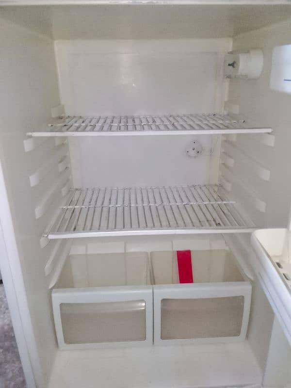 Haier fridge medium size for sale 4