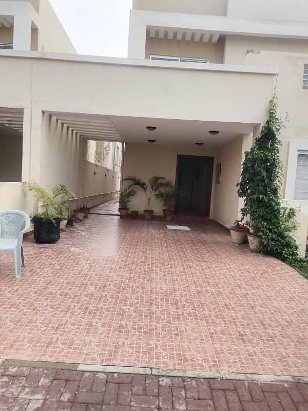 235 sqyd luxury villa available for sell in Bahria Town Karachi 1