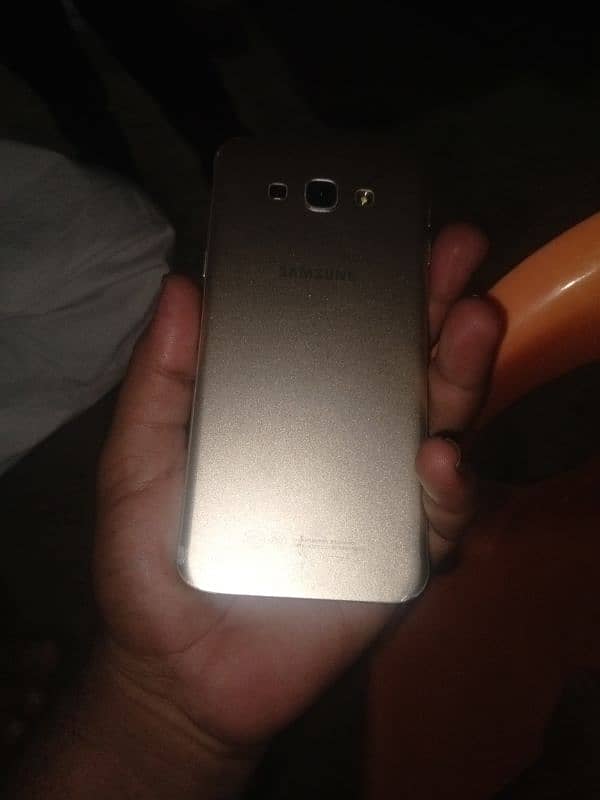 samsung galaxy A8 0