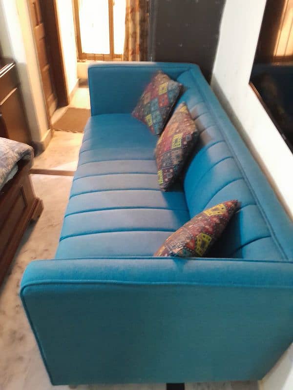 3 seater Sofa for sale 3