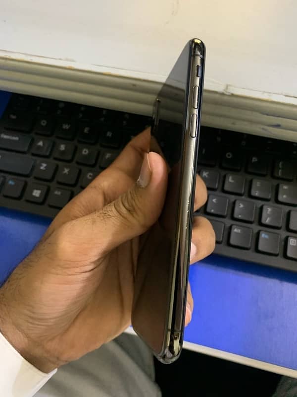 iphone x 64gb urgent sale 2