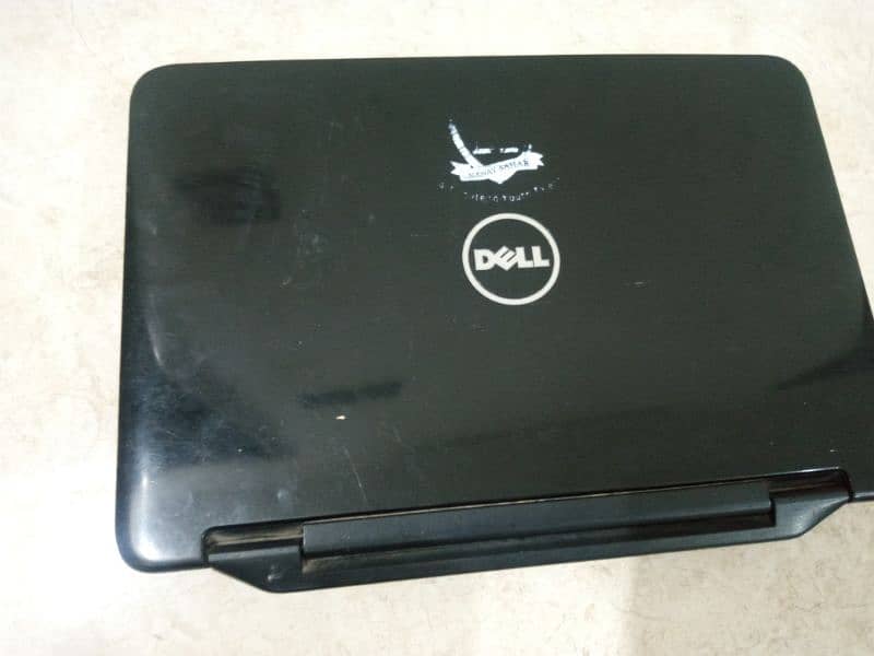 Dell laptop 6 gb ream 256 gb HD 4