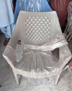 4 Plastic chairs Set / outdoor chairs / garden chair table/Chair