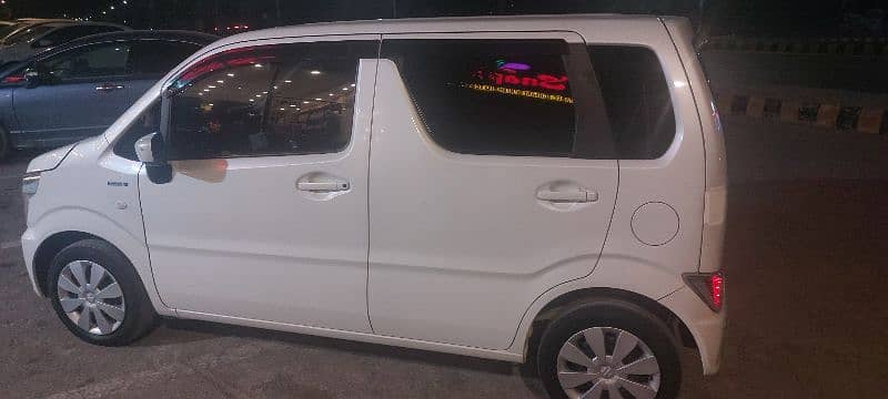 Suzuki Wagon R 2024 1