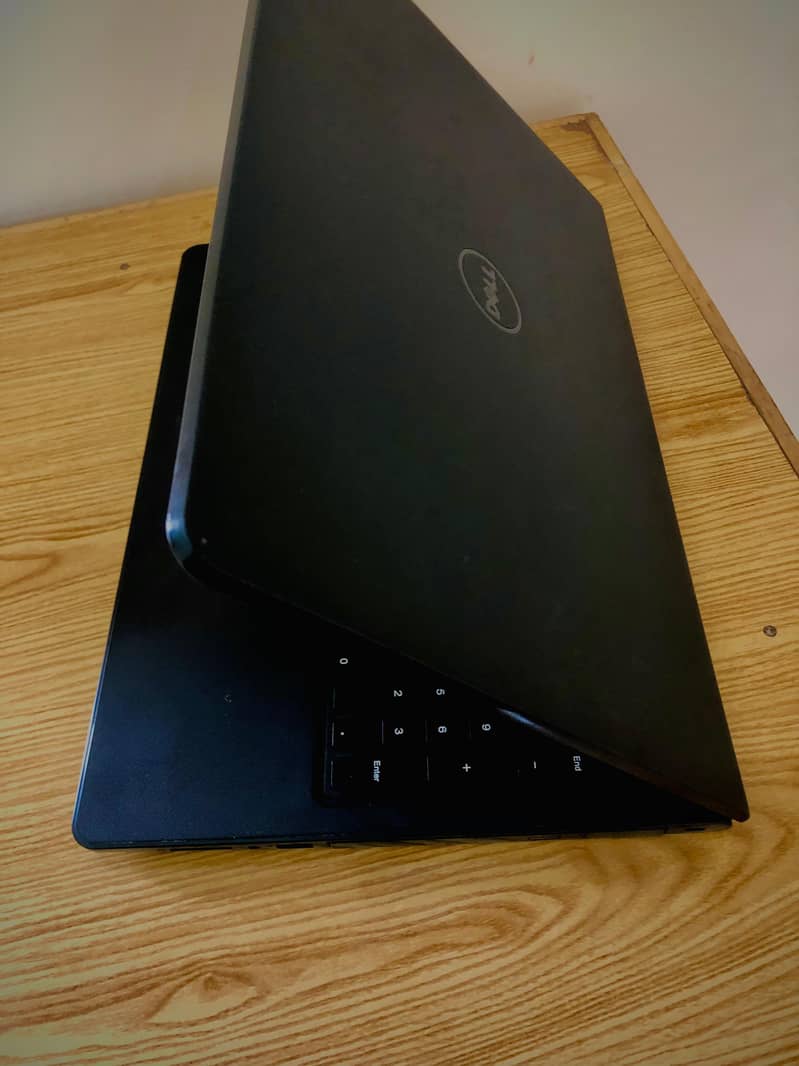 Dell Inspiron i5 3576 - 8th Gen 0