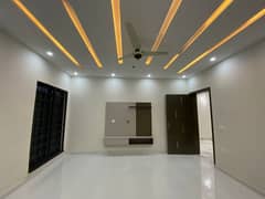 10 Marla Like A Brand New House Available For Sale Prime location Vvip House