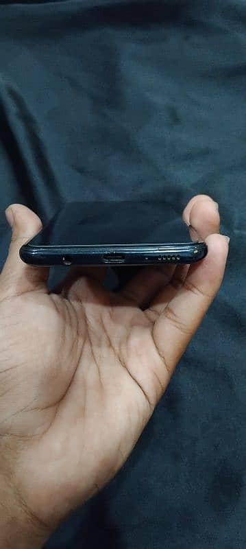 samsung a30s in as good as new condition 2