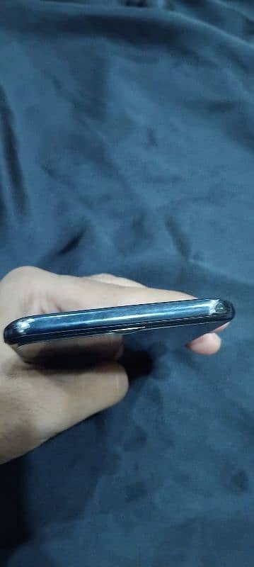 samsung a30s in as good as new condition 3