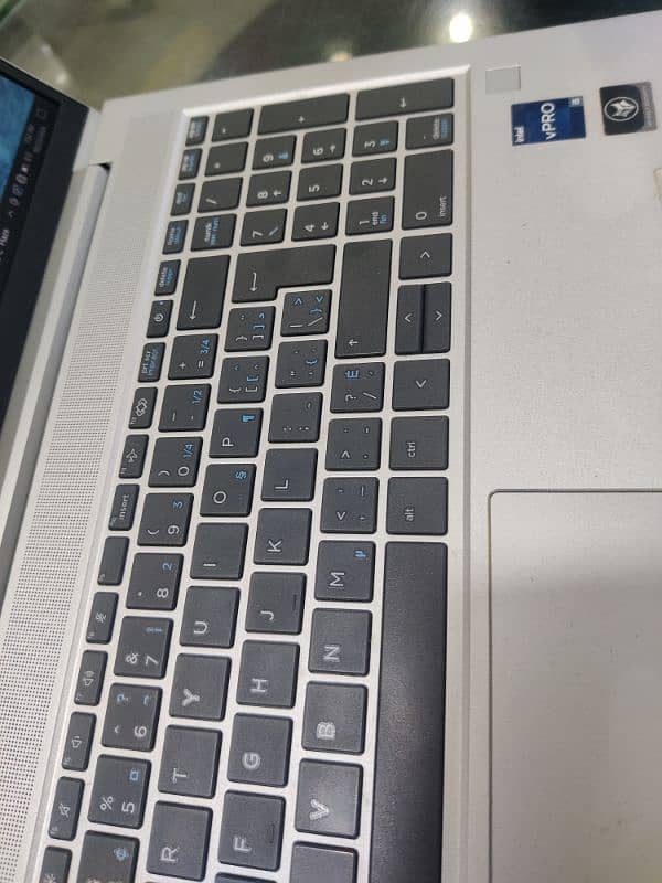 hp Elitebook 650 G9 4