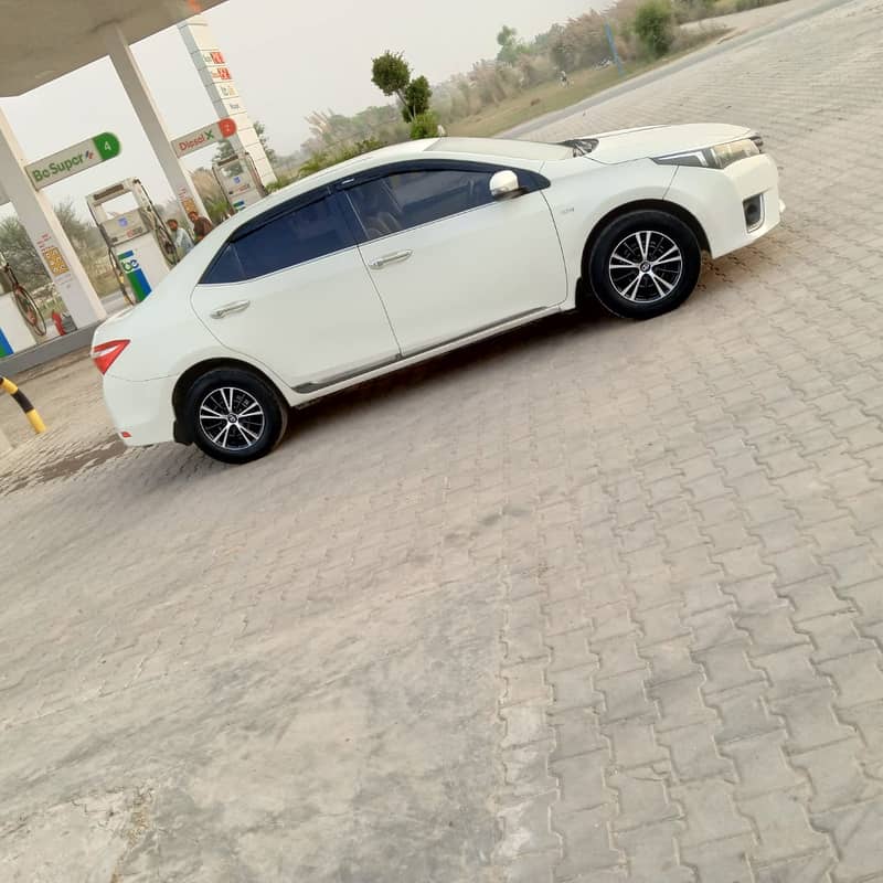 Toyota Corolla XLI 2016 10