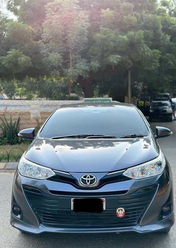 Toyota Yaris ATIV-X 1