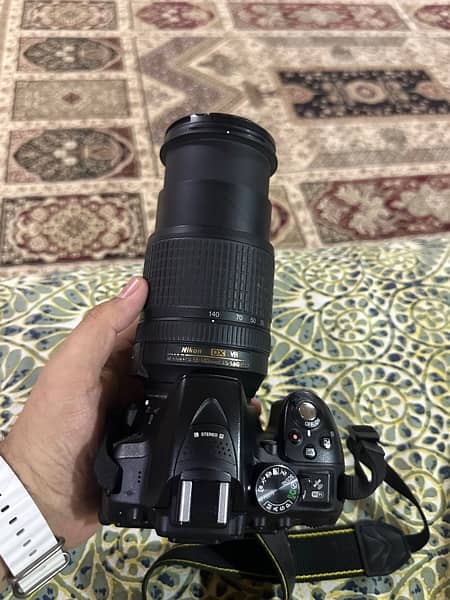 nikon digital cemra D5300 10/10 condition  lins 18-140mm 1