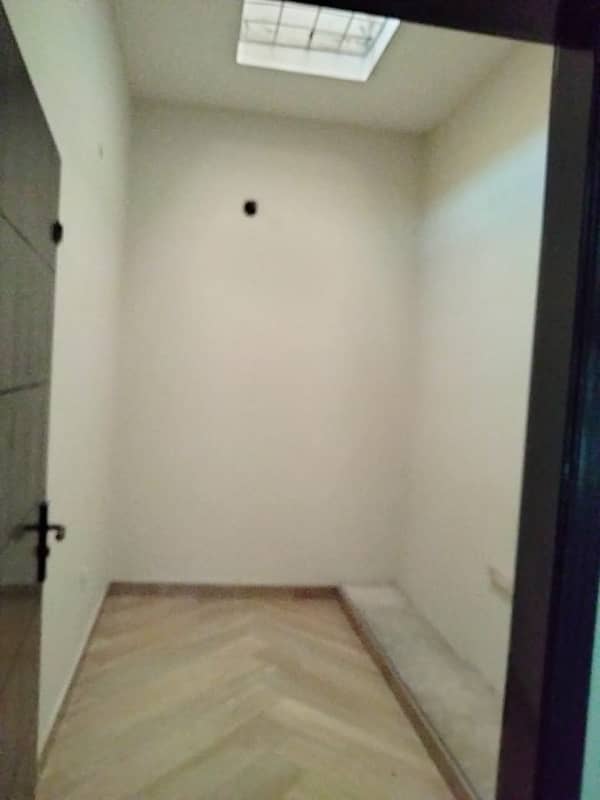 10 Marla House Available For Rent In Overseas A Block Bahria Town Lahore 16